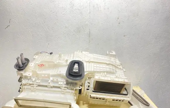 Interior heater climate box assembly