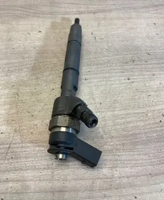 Mercedes-Benz B W245 Fuel injector A6400700787