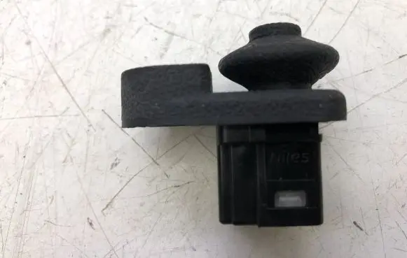 Nissan Qashqai Front door sensor 