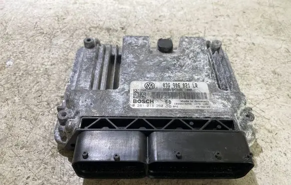 Volkswagen PASSAT B6 Engine control unit/module 03G906021LR 0281013260 1039S15256