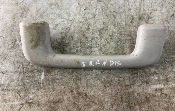 Mitsubishi Grandis Front interior roof grab handle