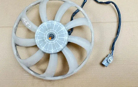 Toyota Prius (XW30) Fan impeller 1680008980