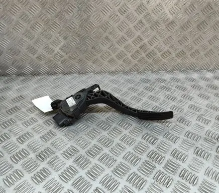 Jaguar XK - XKR Accelerator throttle pedal 8W839F836DB
