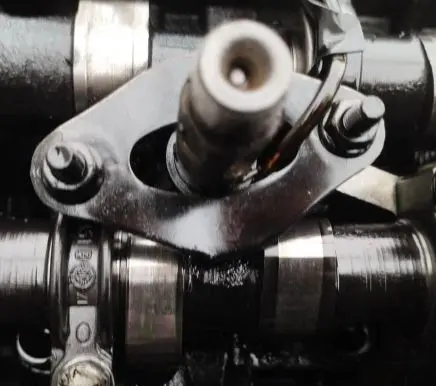 Audi A6 S6 C5 4B Fuel injector