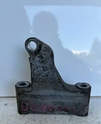 Subaru Impreza I A/C compressor mount bracket 5370027903 73611AC110