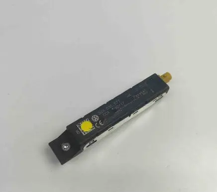 Volkswagen PASSAT B8 Keyless system antenna 3G9035577
