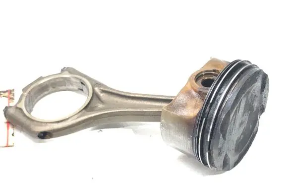 BMW 7 F01 F02 F03 F04 Piston with connecting rod N63B44A