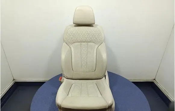 Audi A4 S4 B7 8E 8H Front driver seat