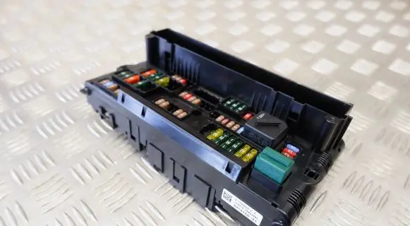 BMW X3 F25 Fuse module 9315150