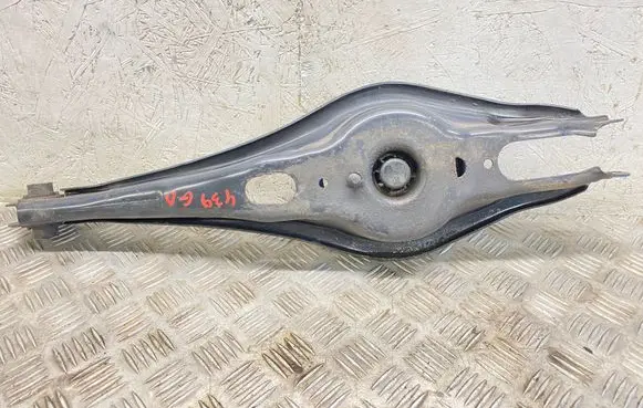 Volkswagen Touran III Rear control arm 5QA505311C