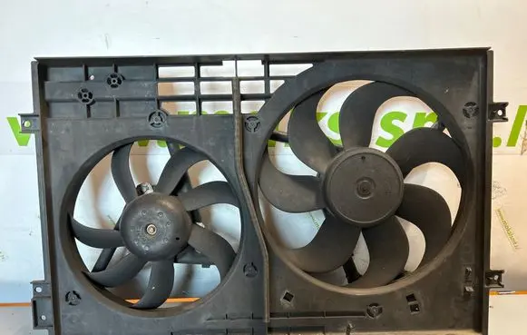 Audi TT Mk1 Electric radiator cooling fan 8N0121205A