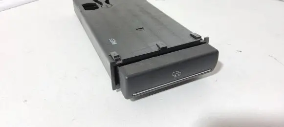Audi A3 S3 8P Panel drawer/shelf pad 8P0941561 8P0941561D