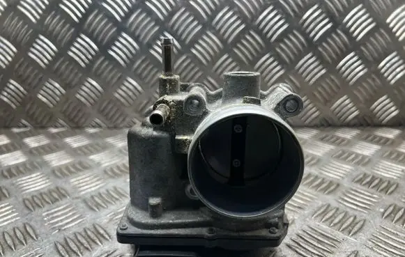 Toyota C-HR I Throttle valve 220300T110
