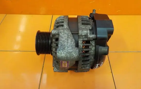 Land Rover Discovery 3 - LR3 Generator/alternator NAL1433 8MB64