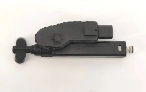 Audi A8 S8 D3 4E Headlight washer spray nozzle 4E0955965AA A2C53061521