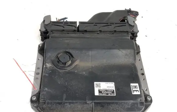 Lexus GS 300 350 430 450H Engine control unit/module ECU 89661-30D00