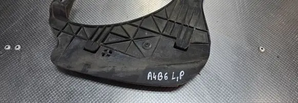 Audi A4 S4 B6 8E 8H Headlight/headlamp mounting bracket 8E0941453