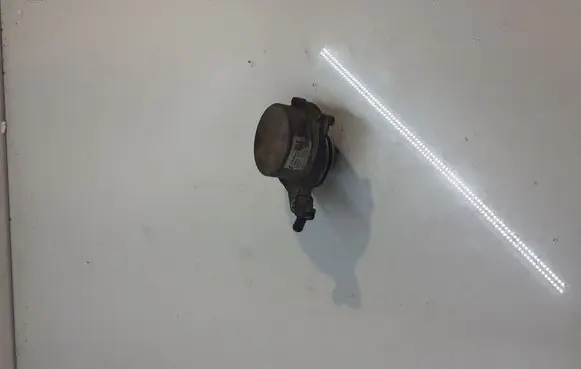 BMW 7 E65 E66 Vacuum pump 700437