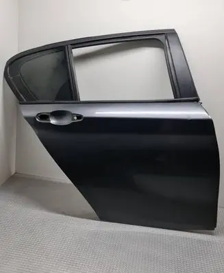 BMW 1 E82 E88 Rear door