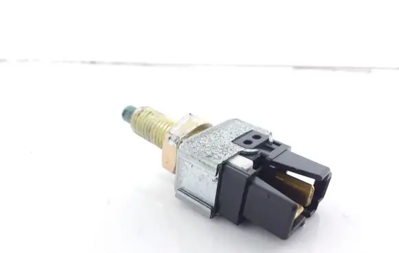 Mazda 323 Brake pedal sensor switch