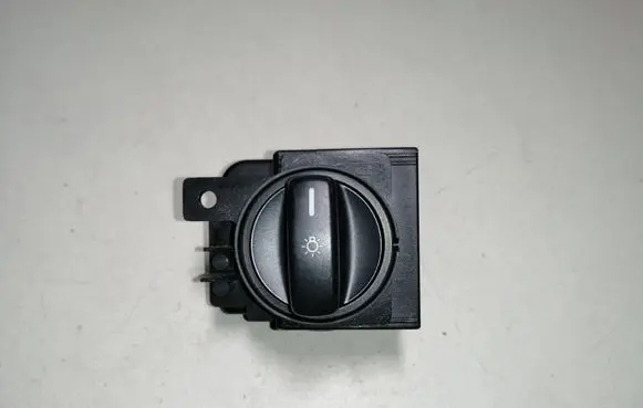 Mercedes-Benz A W169 Light switch 1695451004