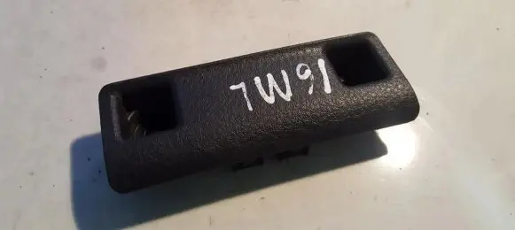 Mitsubishi Lancer Other interior part MR572418