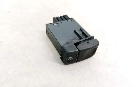 Fog light switch