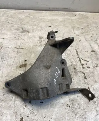 Volkswagen Polo V 6R Engine mounting bracket 03P199209