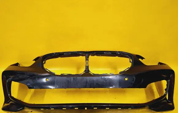 BMW 1 F40 Front bumper 21163611