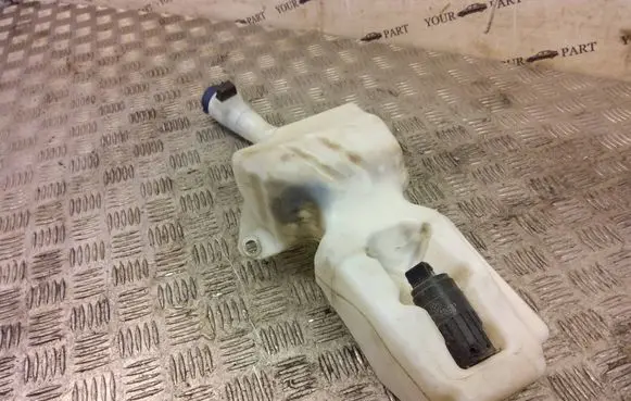 Fiat 500 Windshield washer fluid reservoir/tank 52109341