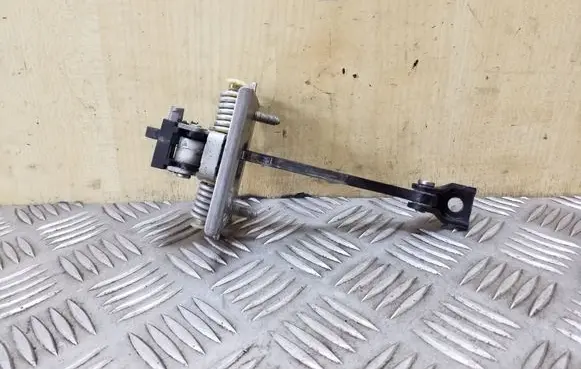 Peugeot 3008 I Front door check strap stopper