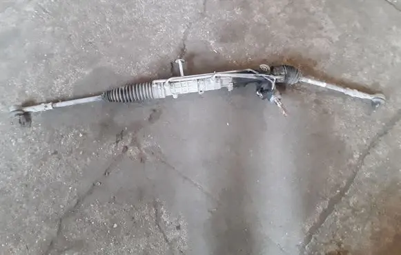 Citroen C4 I Picasso Steering rack 6820000084