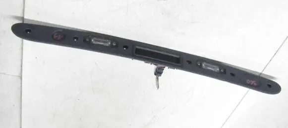 Volvo S60 Trunk door license plate light bar 31391197