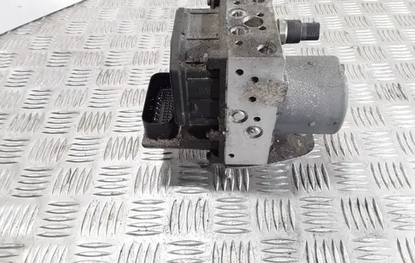 Volkswagen Phaeton ABS Pump 0265950105 3D0614517AK