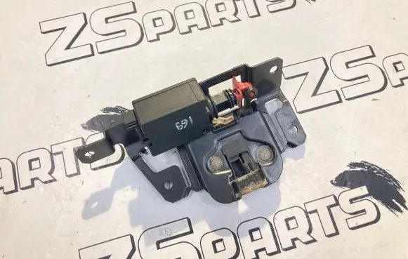 BMW X3 E83 Tailgate/trunk/boot lock/catch/latch 7057364