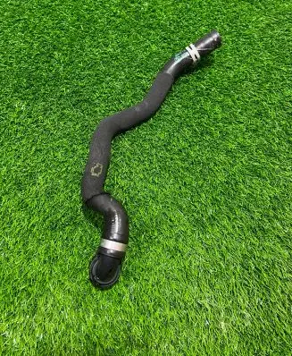 BMW X5 G05 Engine coolant pipe/hose 9398820