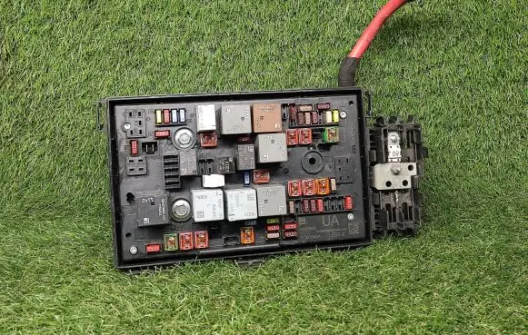 Opel Astra J Power management control unit 13368643 13368643UA