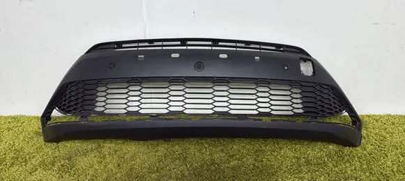 Toyota C-HR I Front bumper lower grill 52129-f4110