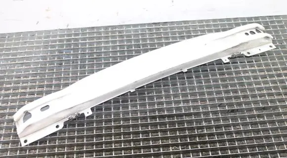 Volvo V70 Front bumper cross member