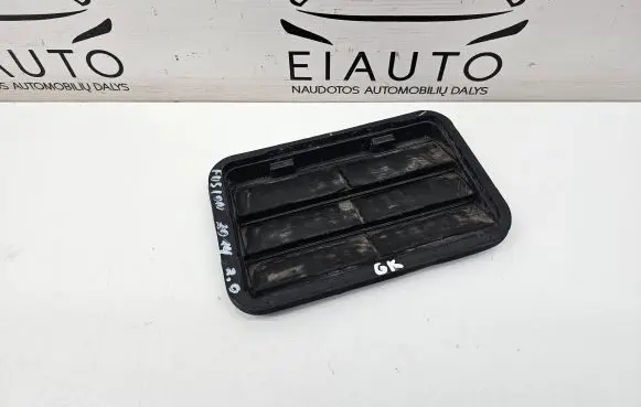 Ford Fusion II Quarter panel pressure vent AG13B280B63AC W409A