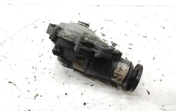 BMW X1 E84 Front differential 7601768