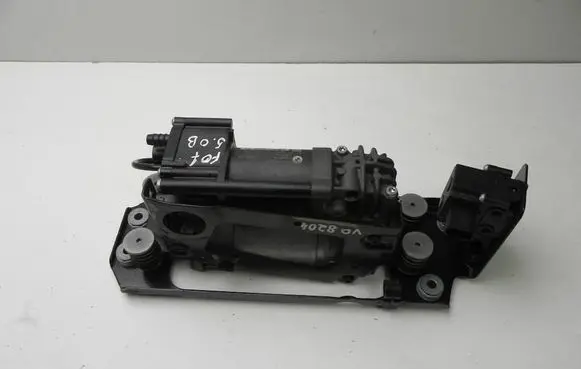 BMW 5 GT F07 Air suspension compressor/pump 6789450 VD8204