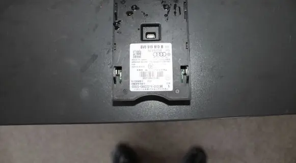 Audi A5 Other devices 8V0919813B