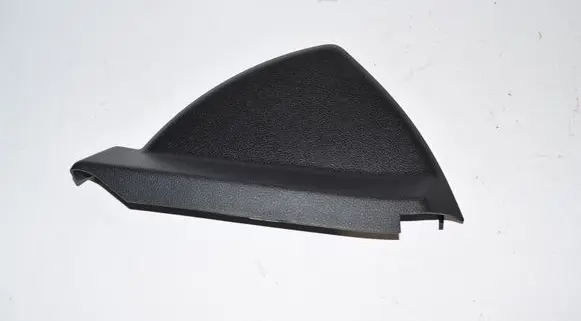Mercedes-Benz C W204 Dashboard side end trim 2046800078