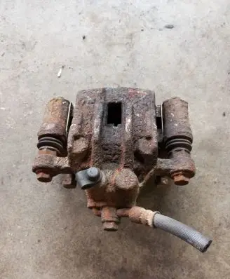 KIA Sportage Rear brake caliper 583112SA70