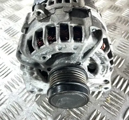 Mercedes-Benz GLA W156 Generator/alternator A0009061903 0009061903
