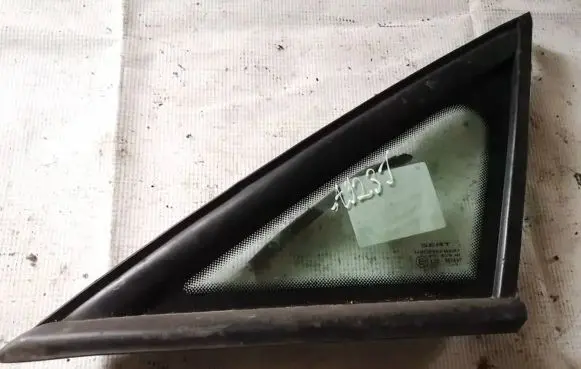 Seat Toledo III (5P) Front triangle window/glass as2