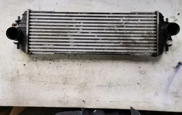 Renault Trafic II (X83) Intercooler radiator 7700312903