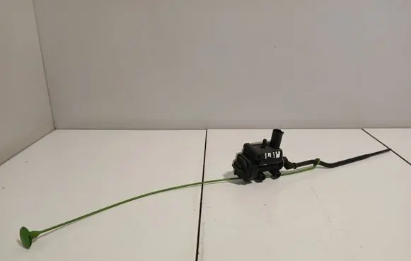 Mini One - Cooper R57 Fuel tank cap lock 6985880