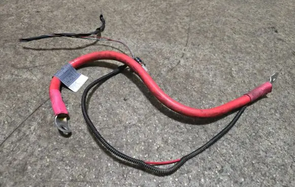 BMW 5 E60 E61 Positive cable (battery) 9127767 8127768
